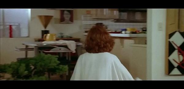  Julianne Moore in Short Cuts (1993)